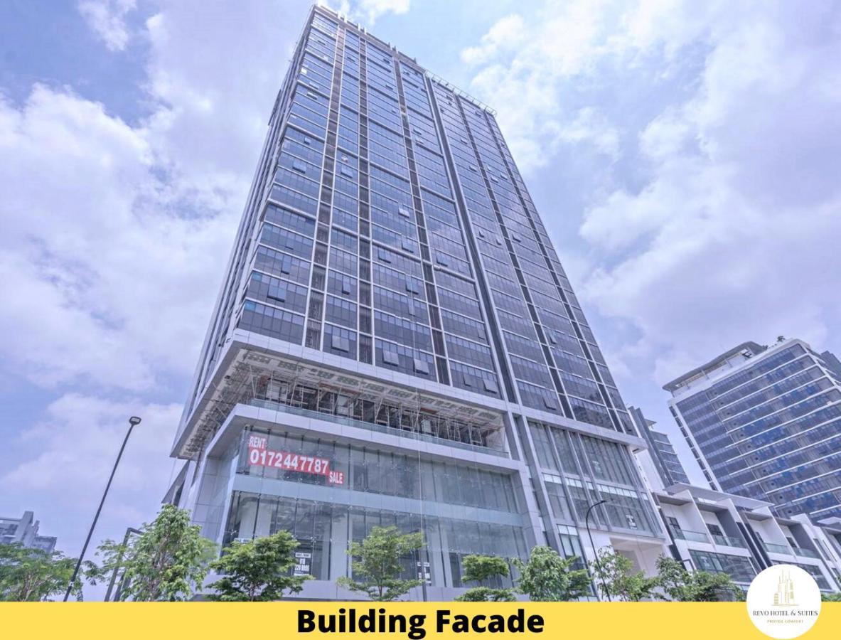Revo Hotel & Suites Kuala Lumpur Bukit Jalil By The Cynefin Extérieur photo