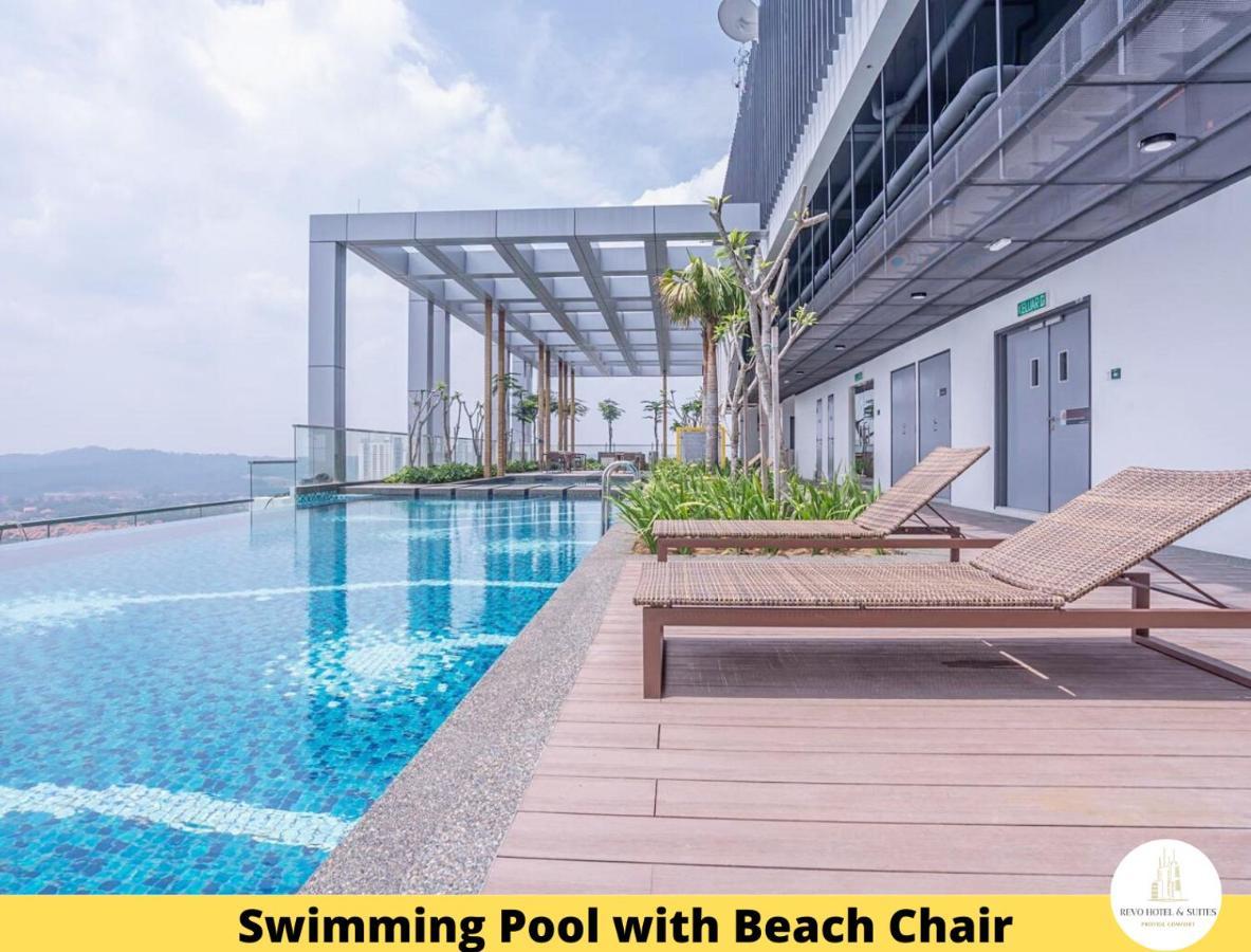 Revo Hotel & Suites Kuala Lumpur Bukit Jalil By The Cynefin Extérieur photo